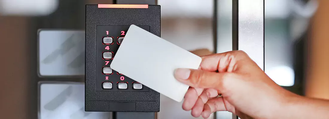 Benefits of Card Lock Readers for Properties in Queenswood Village, ON