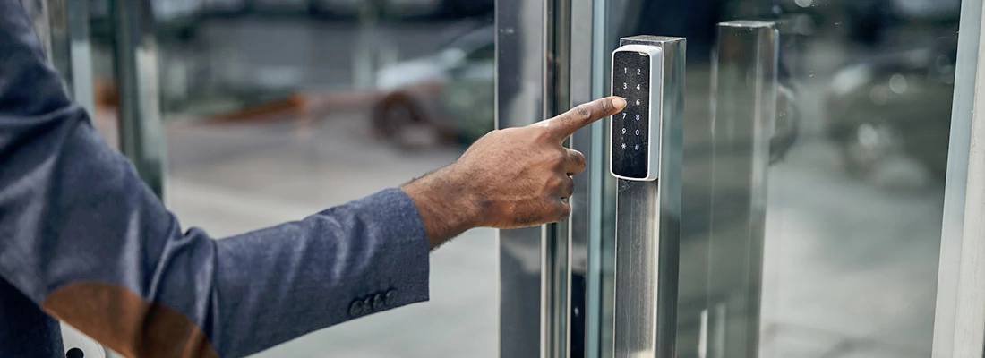 Commercial RFID Door Lock Systems in Queenswood Village, ON