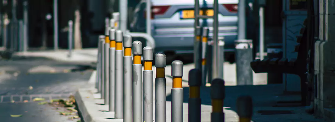 Safe and Convenient Retractable Barrier Column Systems for Properties in Queenswood Village, ON